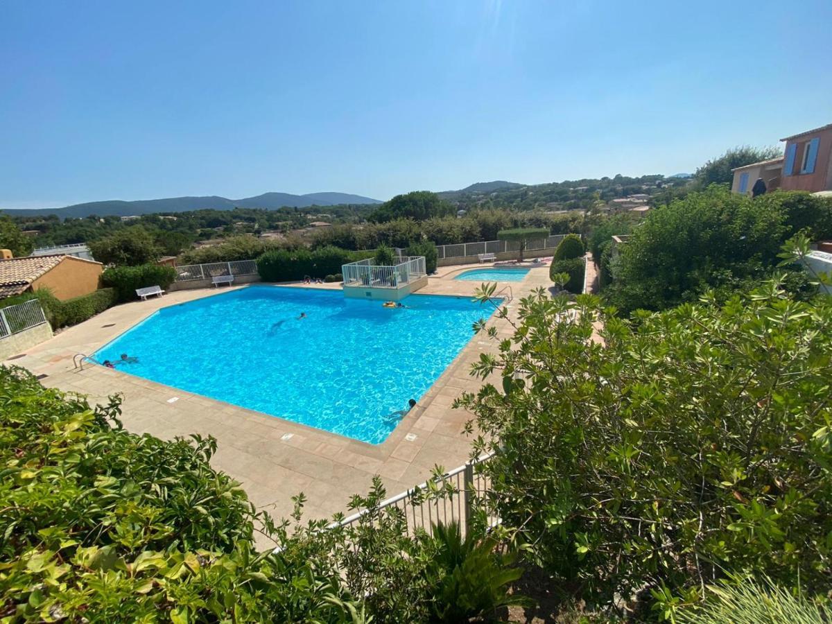 Mazet Dans Residence Avec Piscine Au Coeur Du Golfe De Saint-Tropezコゴラン エクステリア 写真